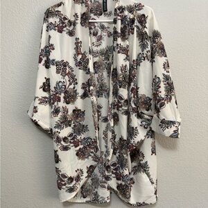Design Lab Lord & Taylor Floral Kimono